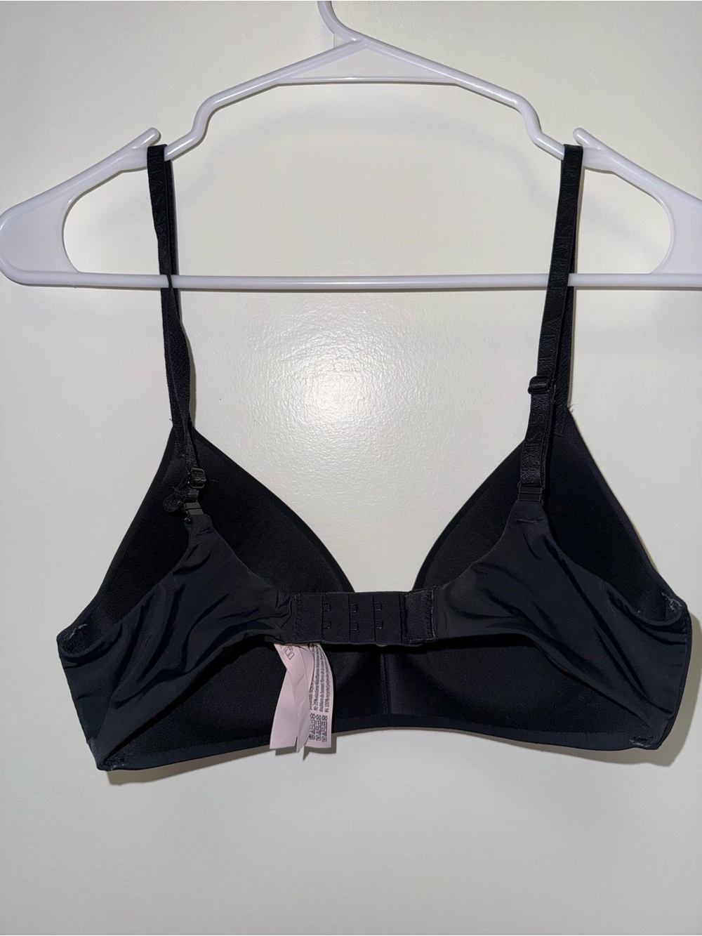 Victoria's Secret (32D) Black T-Shirt Lightly Lined Wireless Bra - Picture 3 of 4